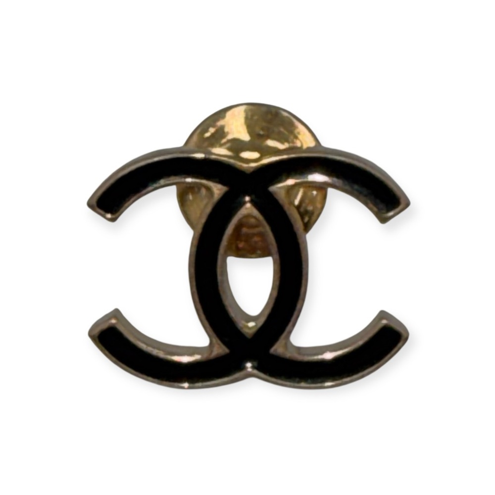 Chanel CC Logo Brooch – Gold Tone & Black Enamel with Box + COA - Picture 2 of 11